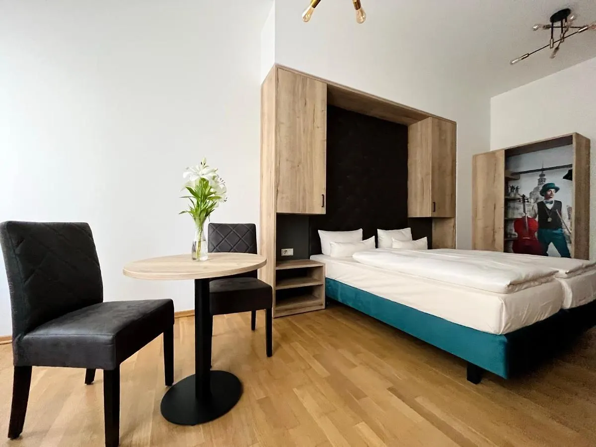 Aparthotel Altes Dresden 4*,